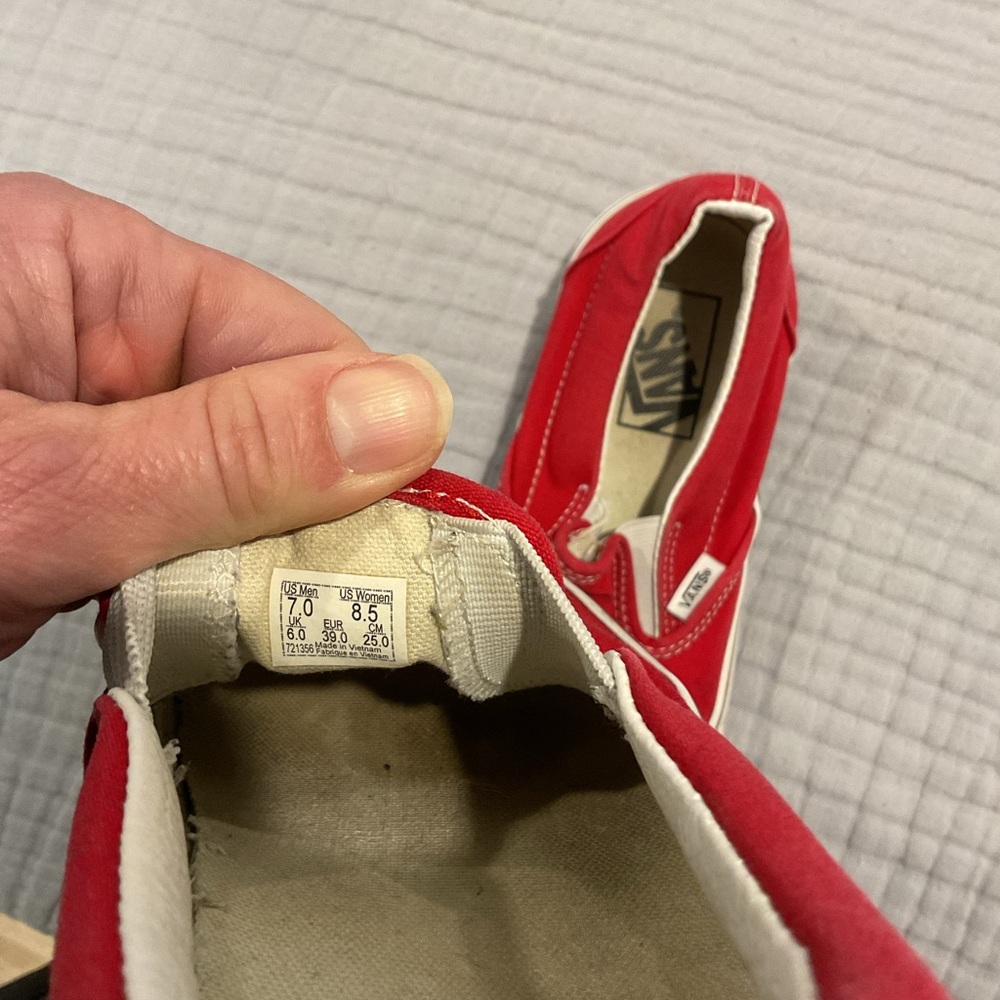 Vans size 7 men/8.5 women - Picture 7 of 9